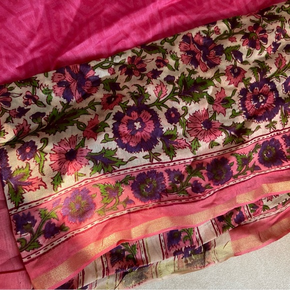 Silk Set - Kurta, Churidar, Dupatta - Picture 5 of 15